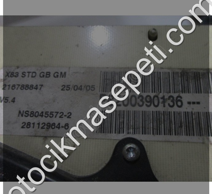 Renault Trafic Dizel Kilometre Saati Gösterge Paneli P8200390136