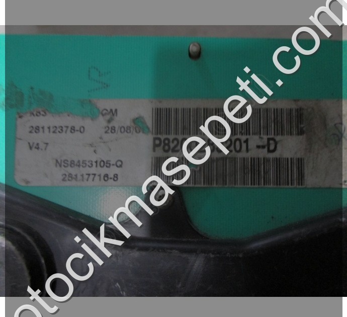 Renault Trafic Dizel Kilometre Saati Gösterge Paneli P8200283201