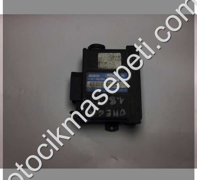 Opel Omega Motor Kontrol Modülü 0227400030