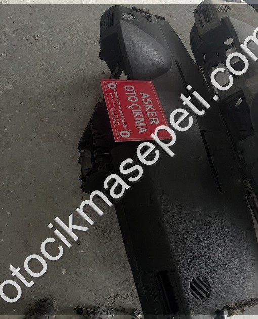 Opel Astra H ön göğüs