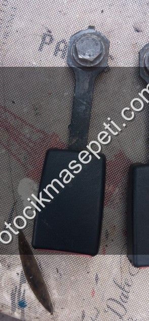 Mazda familia ön emniyet kemeri