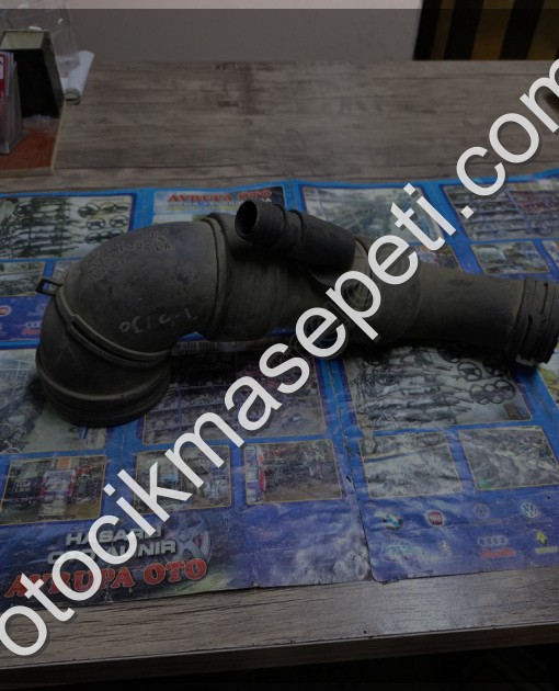 ZSB 7H0129615 Transporter T5 hava filtre hortumu