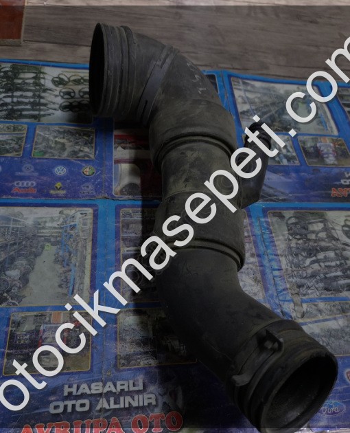 ZSB 7H0129615 Transporter T5 hava filtre hortumu