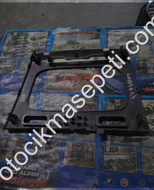 8T16-18835-ADD 6A7 Connect 08.12 model teyp çerçevesi  orijinal