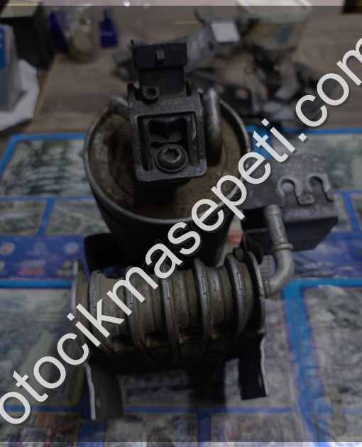 KHH2898300D BMW X5 Webasto yakıt radyatörü ve filtresi