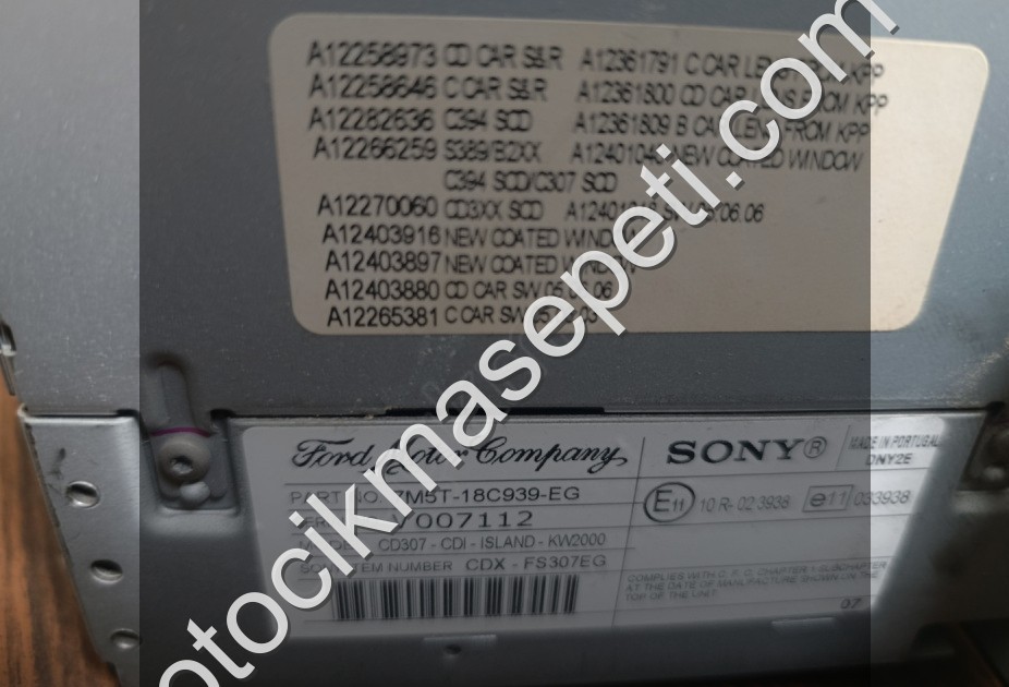 FORD FOCUS 2.5 ORJİNAL TEYP