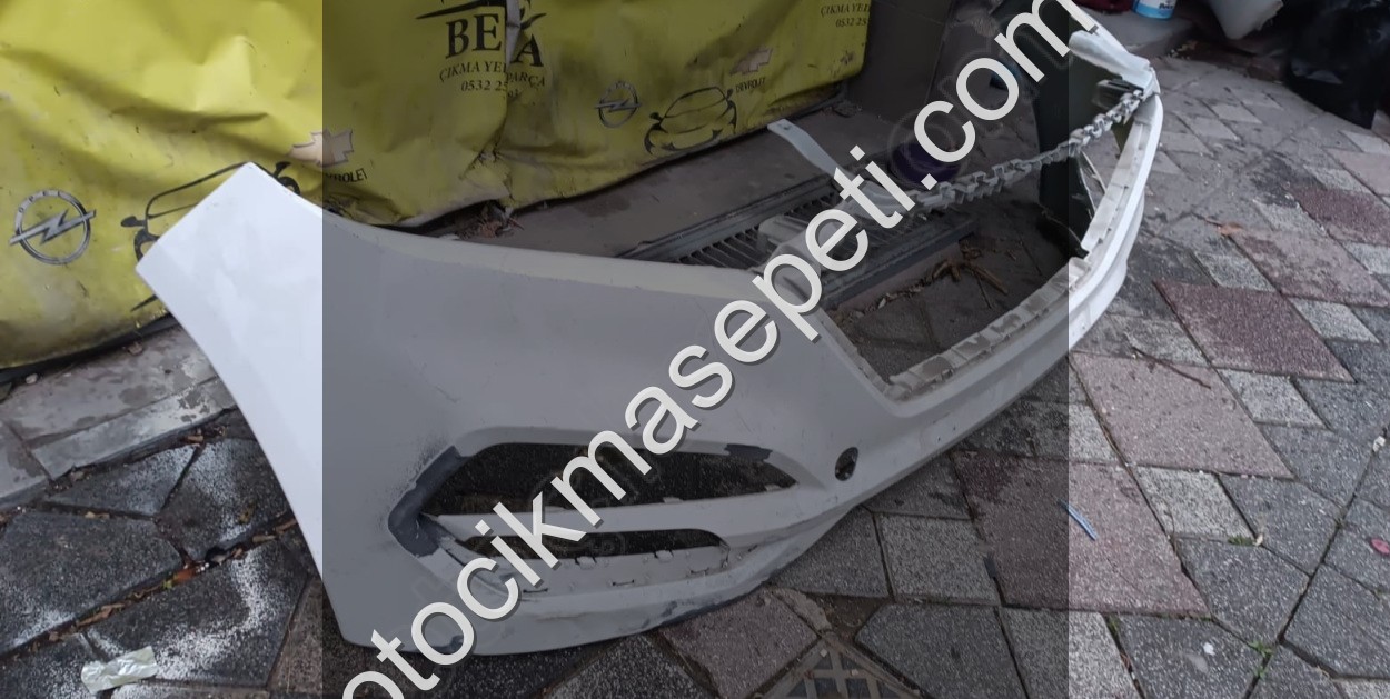 HYUNDAİ 2015-16 TUCSON ÖN TAMPON BEYAZ ÇIKMA ORJİNAL  YEDEK PARÇA