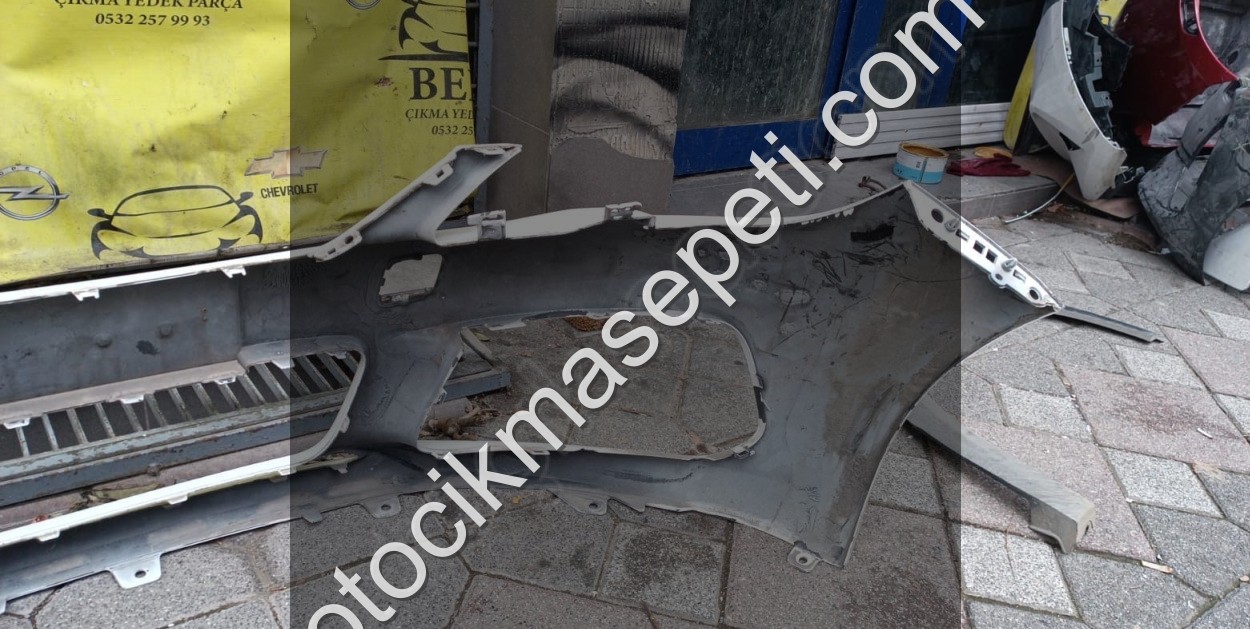 PEUGEOT 308 ÖN TAMPON 2017 SONRASI BEYAZ ÇIKMA ORJİNAL  YEDEK PAR