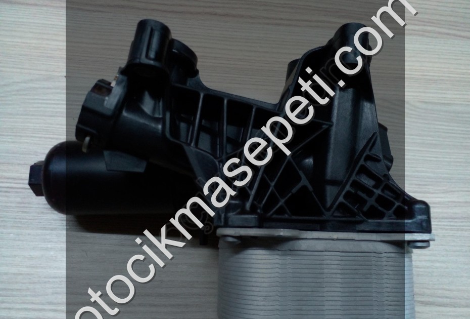 05L115389P YAĞ FİLTRE KÜTÜĞÜ CADDY ARTEON PASSAT DTRE DTRF