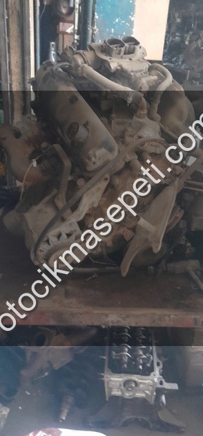 Ford Granada 6 silindir 2000 V motor