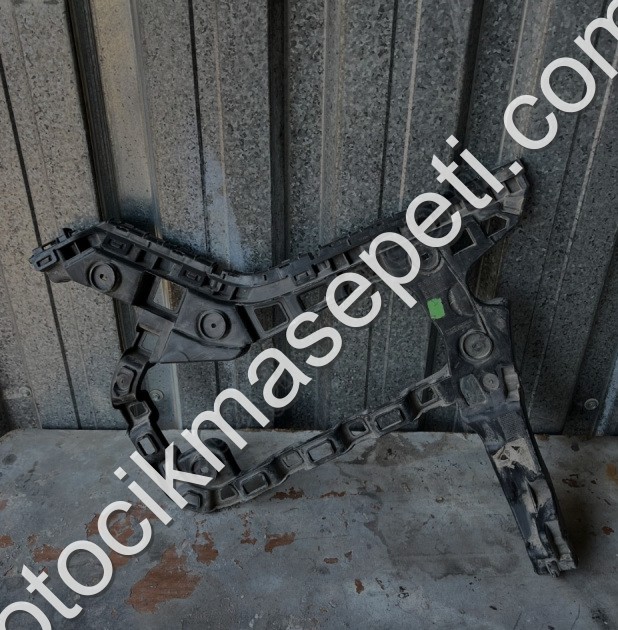 VOLKSWAGEN PASSAT B8 SOL ARKA TAMPON BRAKETİ 3G5807355