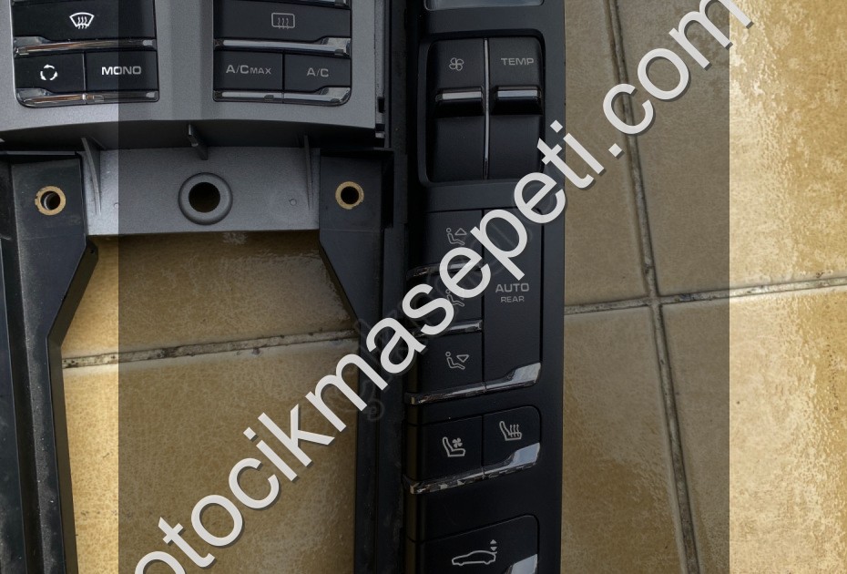 PANAMERA ÖN KONSOL KLİMA  TUŞU ISITMALI SOĞUTMALI 97065330332