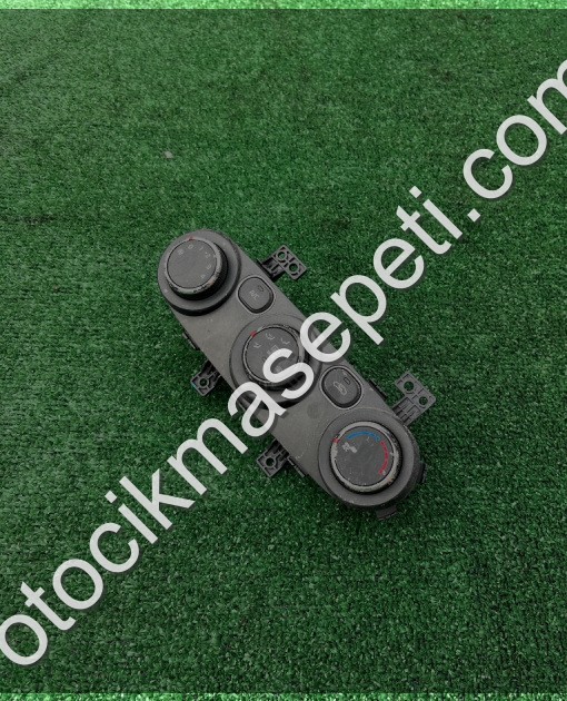 KİA CERATO KLİMA KONTROL PANELİ