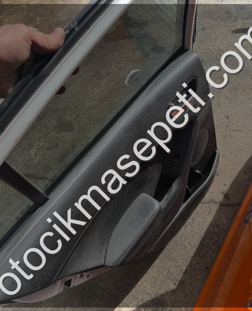 KİA CERATO SOL ARKA KAPI DÖŞEMESİ