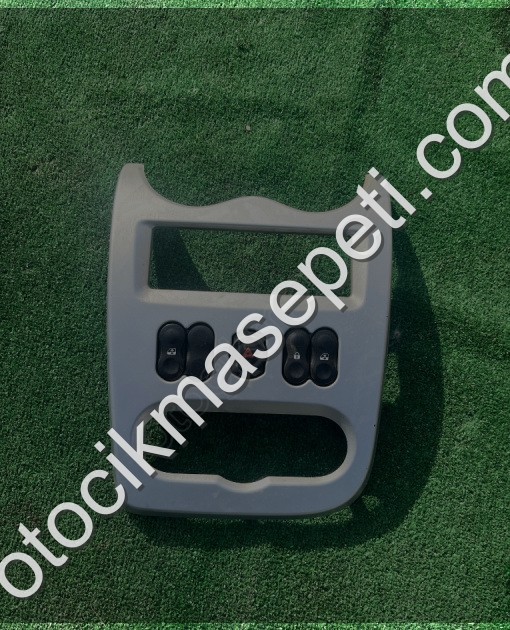 DACİA LOGAN TEYP ÇERÇEVESİ