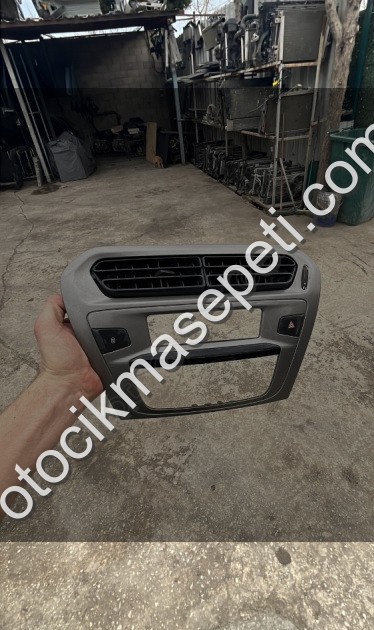 PEUGEOT 301 TEYP ÇERÇEVESİ