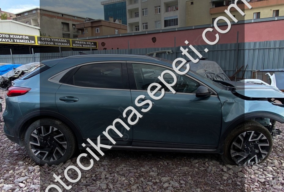 KİA XCEED MULTİMEDYA SÖKME HATASIZ