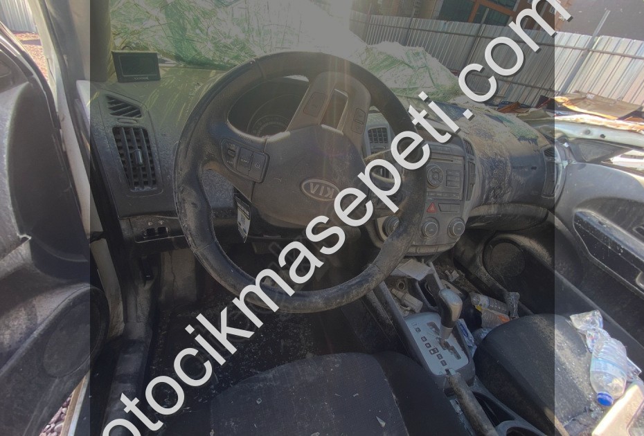 KİA CEED MULTİMEDYA SÖKME 2009-2011