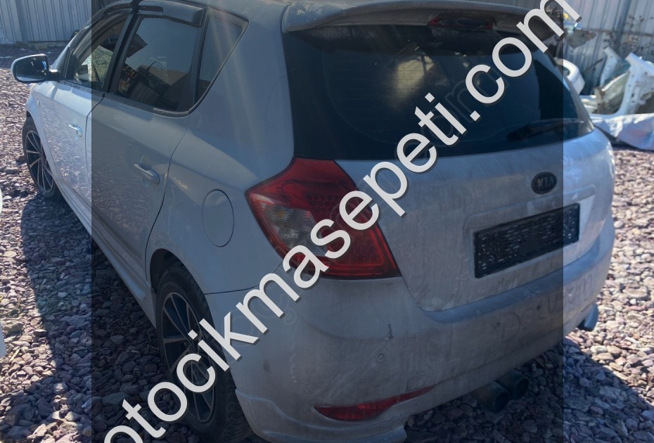 KİA CEED MULTİMEDYA SÖKME 2009-2011