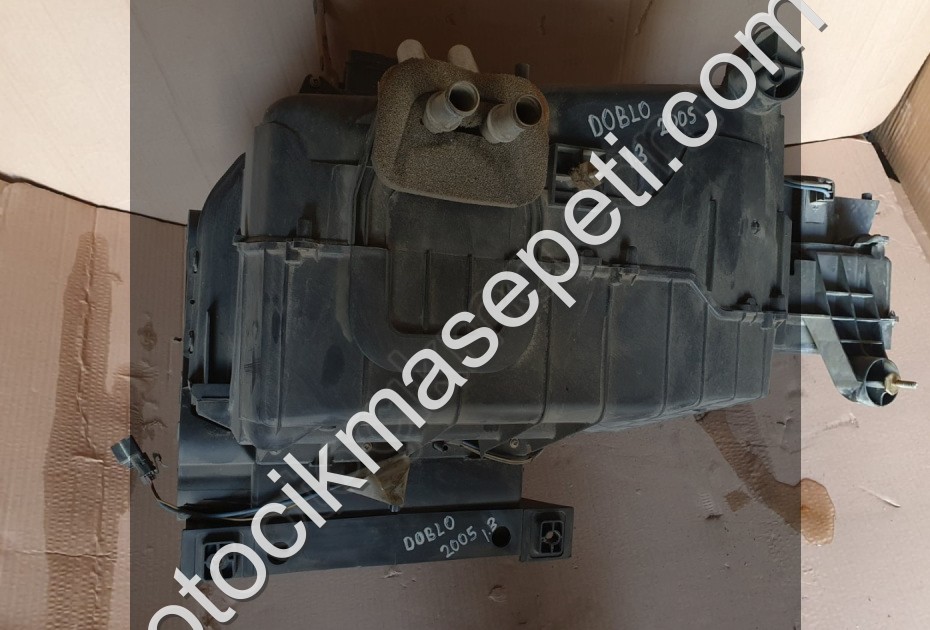 fiat doblo 2005 1.3 kalorifer kutusu/kazanı (son fiyat)