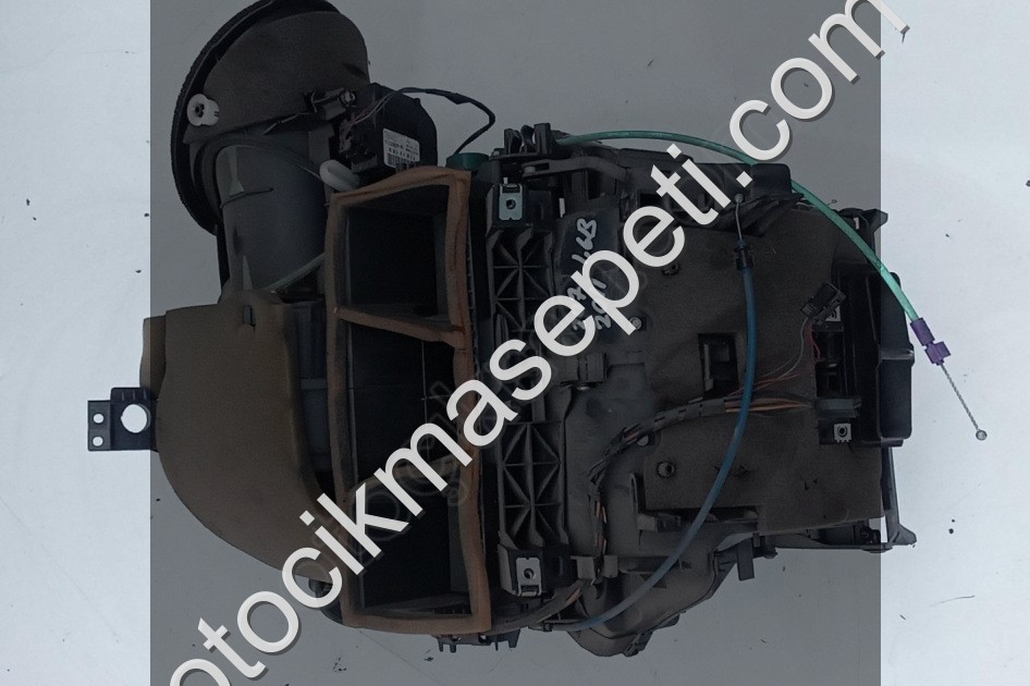 peugeot 207 2011 1.6 kalorifer kutusu/kazanı (son fiyat)