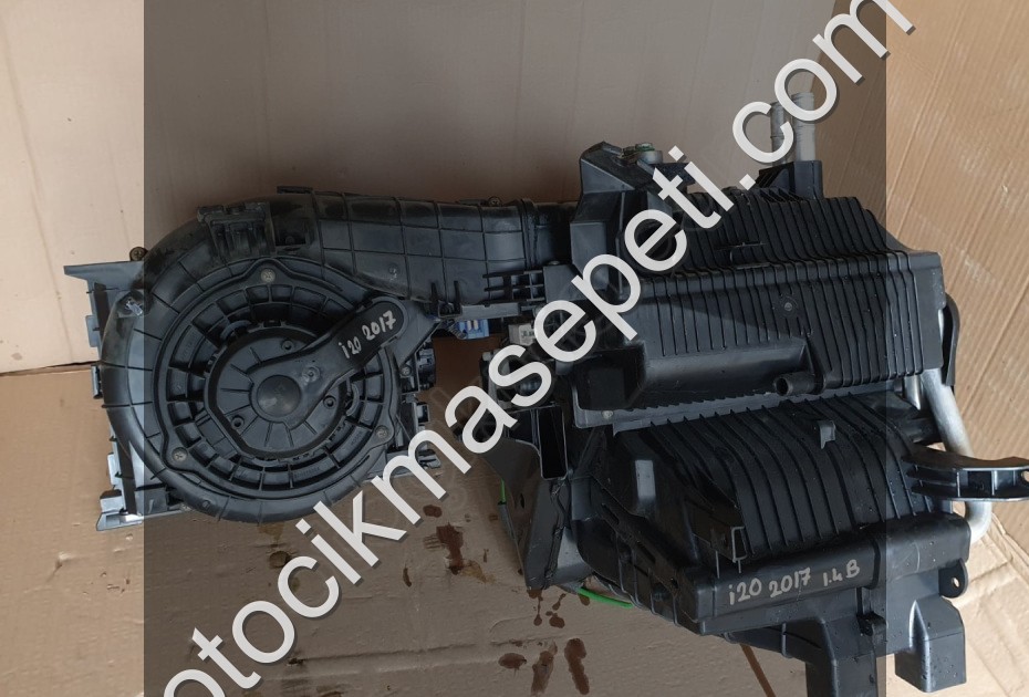 hyundai i20 2017 1.4 kalorifer kutusu/kazanı (son fiyat)