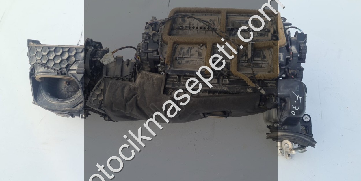 bmw 3 f30 kalorifer kutusu/kazanı (son fiyat)