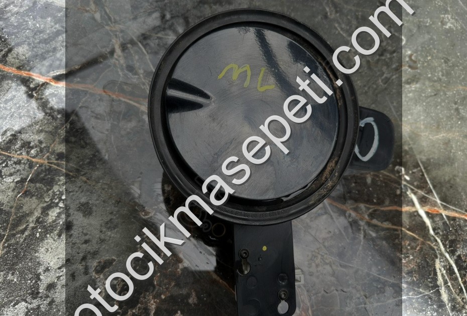 MERCEDES ML W164 YAKIT DEPO KAPAĞI EGE OTOMOTİV BURSA Resmi