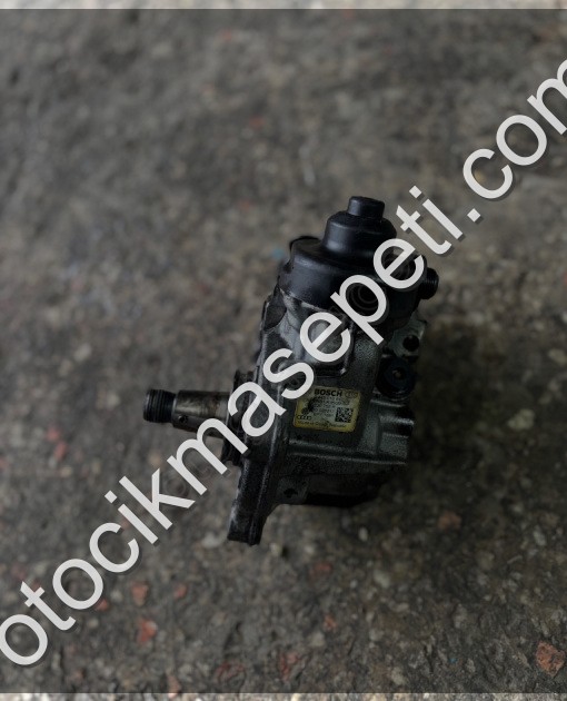 VOLKSWAGEN CARAVELLE 2.0 TDİ CFC 180HP YAKIT POMPASI