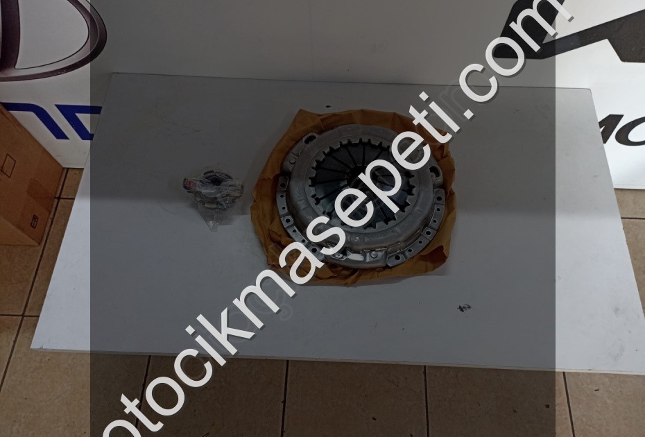 KİA SORENTO 2.5 DEBRİYAJ SETİ SIFIR YEDEK PARÇA