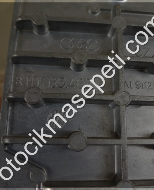 8T0035462 Multimedia Kontrol Modülü A4