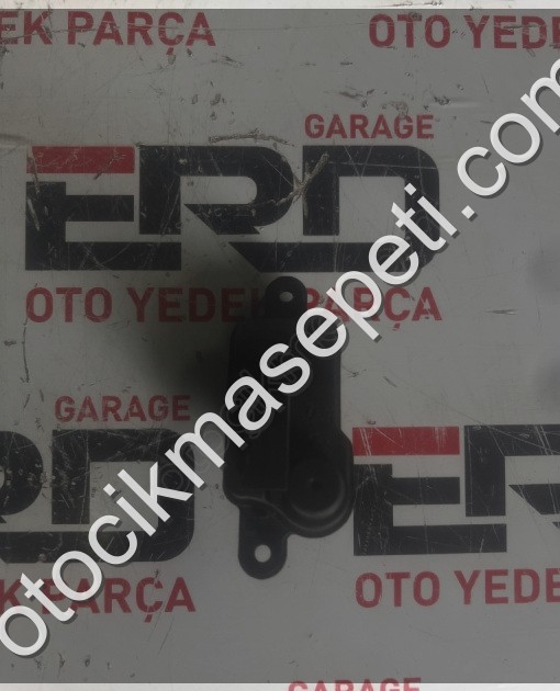 OCTAVİA DEPO KAPAĞI AÇMA MOTORU 8V0862159