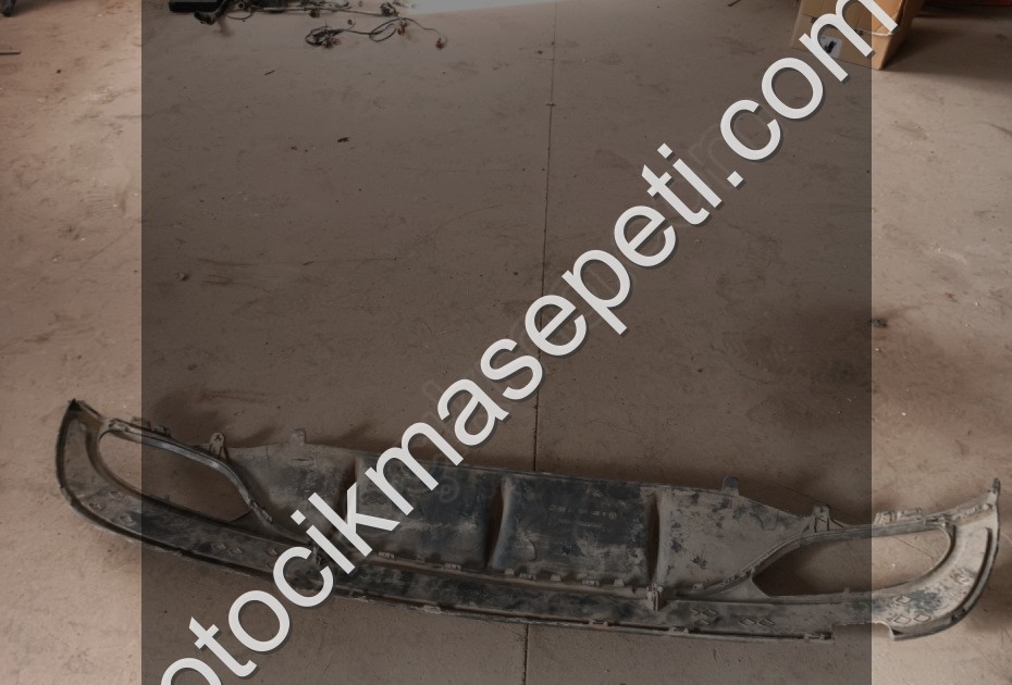 W205 AMG arka difüzör