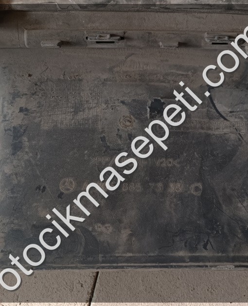 W205 AMG arka difüzör