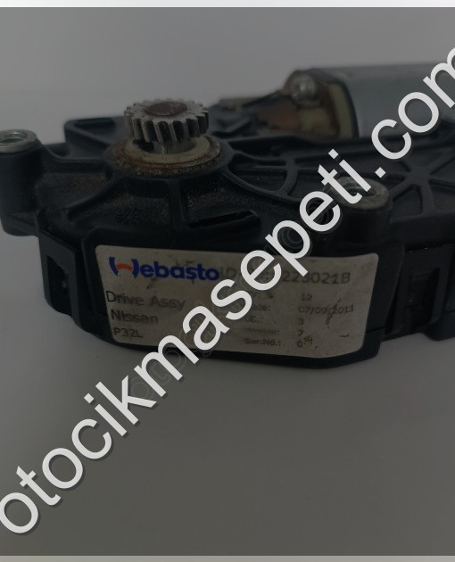 Nissan QASHQAI J10 Sunroof Motor 1702679H 2007-2013