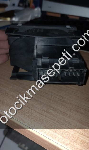 Ford Focus ışık kontrol unitesi 498610