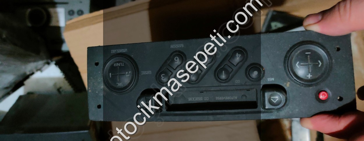 Renault Megane II oto teyp 8200367488