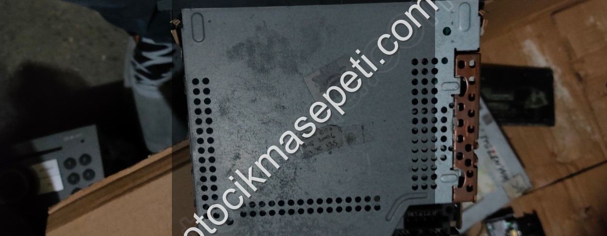 Renault Megane II oto teyp 8200367488