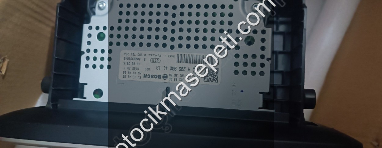 Mercedes orjinal ekran