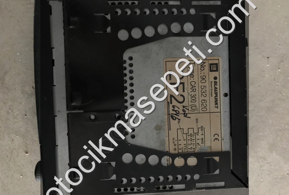 Opel Grubu Blaupunkt Car 300 araç teybi  (Videolu)