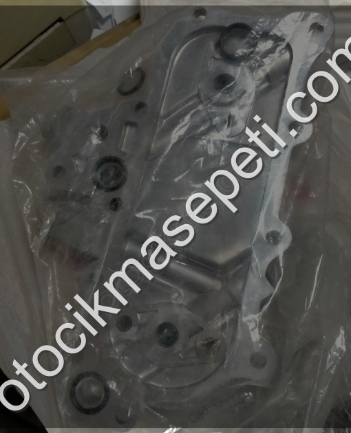 NİSSAN TD25 PİKAP YAĞ POMPA ÖN KAPAĞI