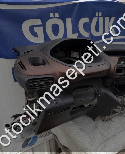 Peugeot Rifter Torpido ORJİNAL