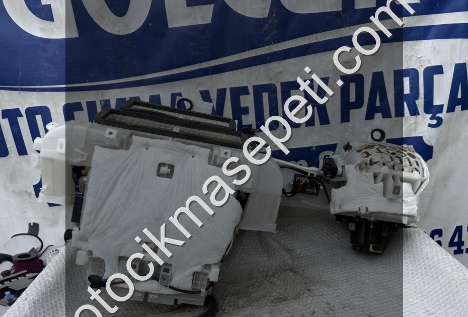 Peugeot Rifter Kalorifer Kutusu / Kazanı ORJİNAL