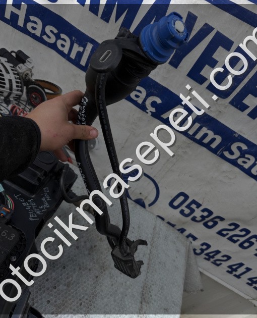 9832421480 Peugeot Rifter 1.5 BlueHDİ ADBLUE Deposu ORJİNAL