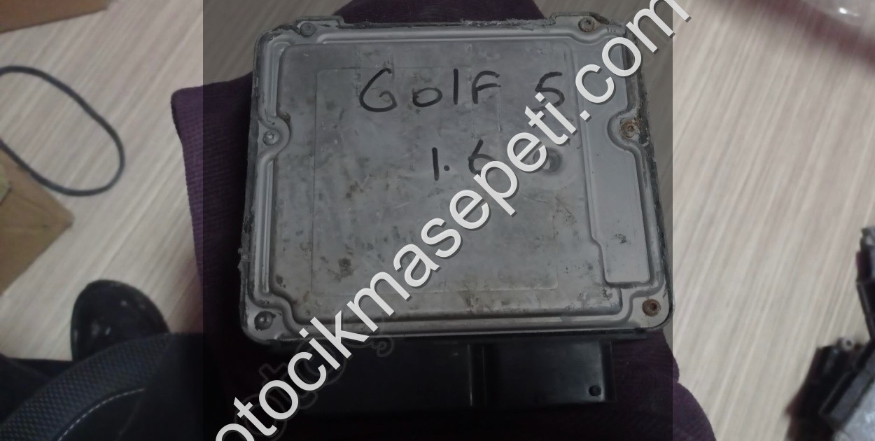 VOLKSWAGEN GOLF 5 1.6 MOTOR BEYNİ ORİJİNAL ÇIKMA