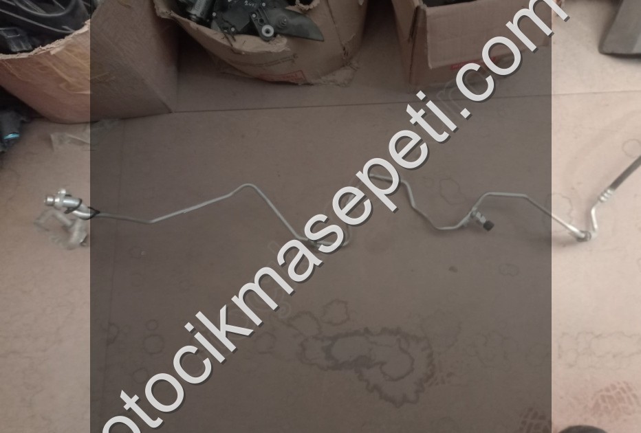 DACİA DUSTER KLİMA BORUSU ORİJİNAL SÖKME