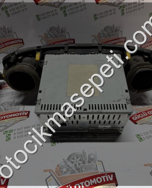 HYUNDAİ İ10 MÜZİK ÇALAR TEYP HAVA MENFEZİ ORİJİNAL SÖKME