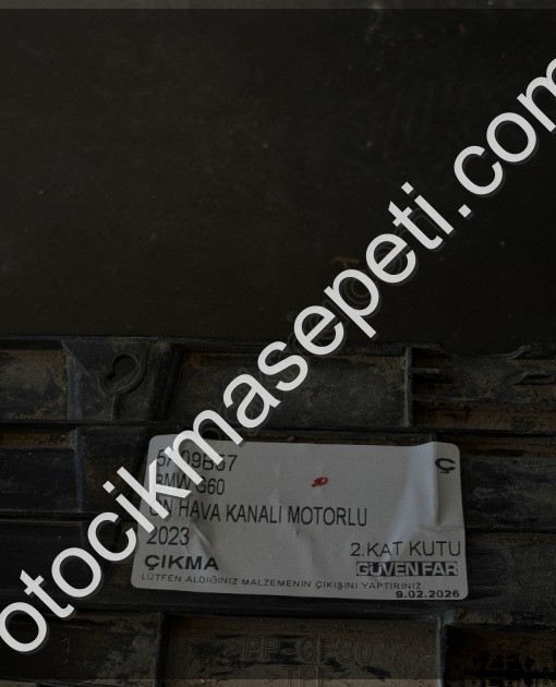 BMW G60 ÖN HAVA KANALI MOTORLU 23 5A09B57 Ç