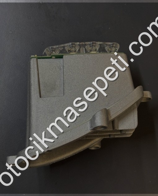 BMW F01 F02 F03 LCİ SAĞ SİNYAL BEYNİ 2011-2015 63117339058 SY