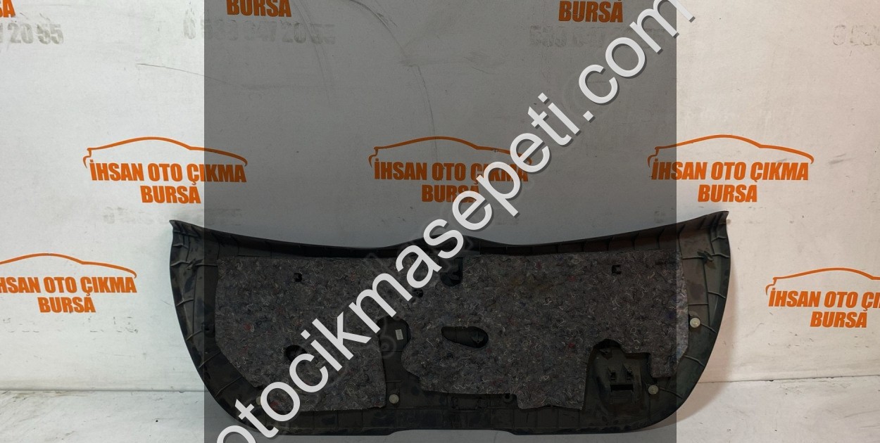 Toyota yaris bagaj kapağı iç kaplaması